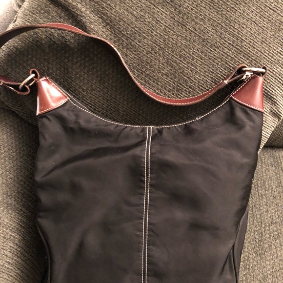 Dooney & Bourke Large Black Wayfarer w/Brown Trim - Picture 3 of 8